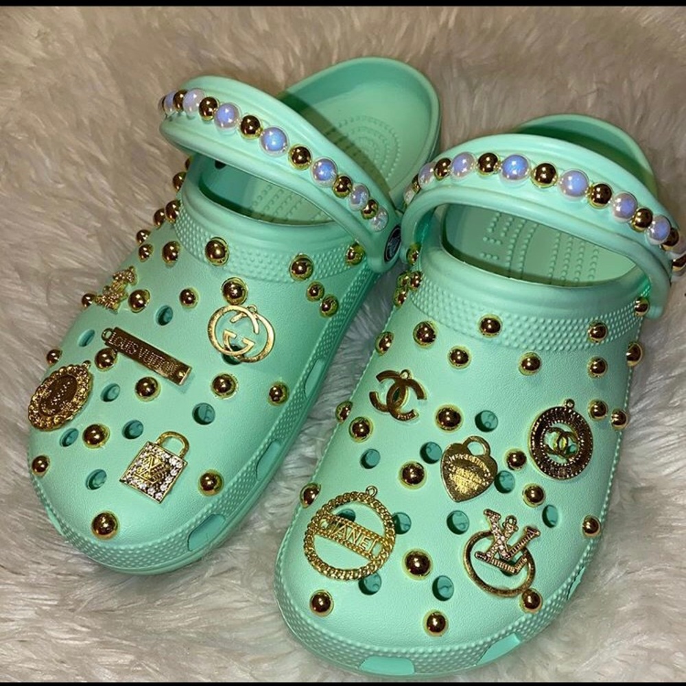 Crocs - Picture 2 of 6
